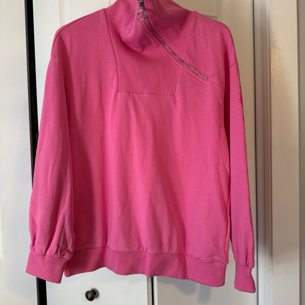 Amazon Women's Bright Pink Sweatshirt with Zipper